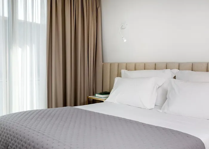 Apartman Alma Invicta Almada Premium *