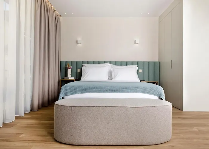 Alma Invicta Almada Premium Porto