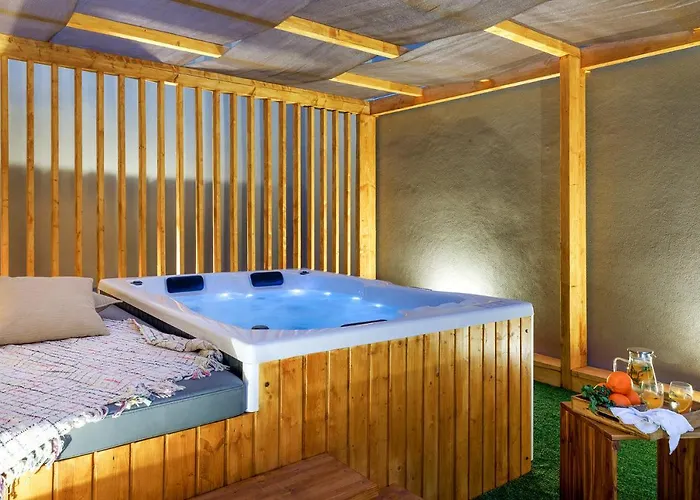 Alma Invicta Almada Premium Apartman Porto