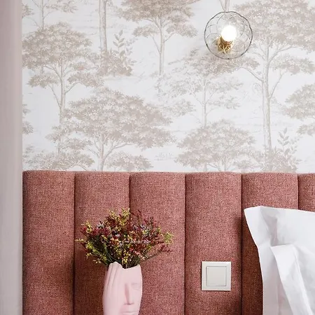 Alma Invicta Almada Premium * Oporto