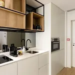 Alma Invicta Almada Premium * Porto