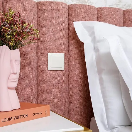 Alma Invicta Almada Premium Porto