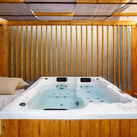 Alma Invicta Almada Premium Apartment *