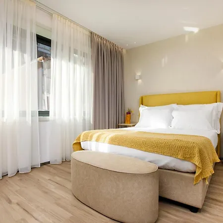 Alma Invicta Almada Premium Porto