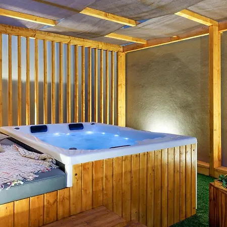 Alma Invicta Almada Premium Apartment Porto