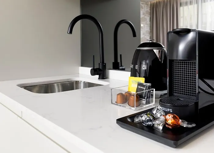 Alma Invicta Almada Premium Apartament *