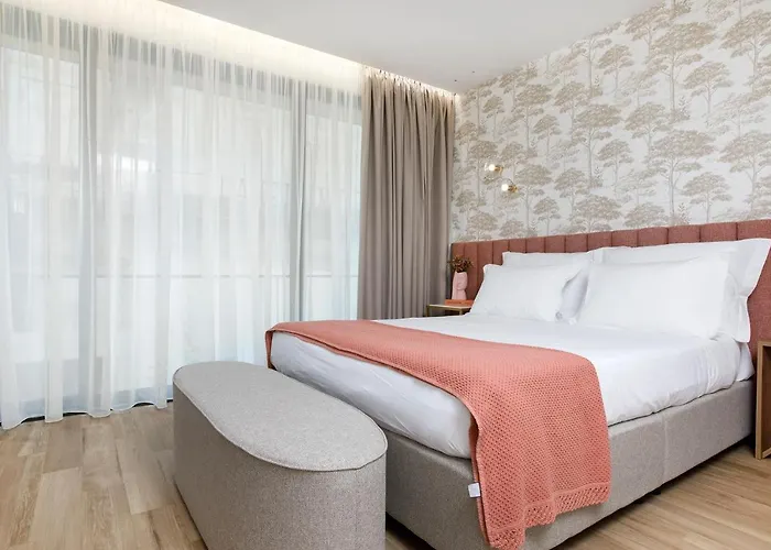 Alma Invicta Almada Premium Apartament Porto