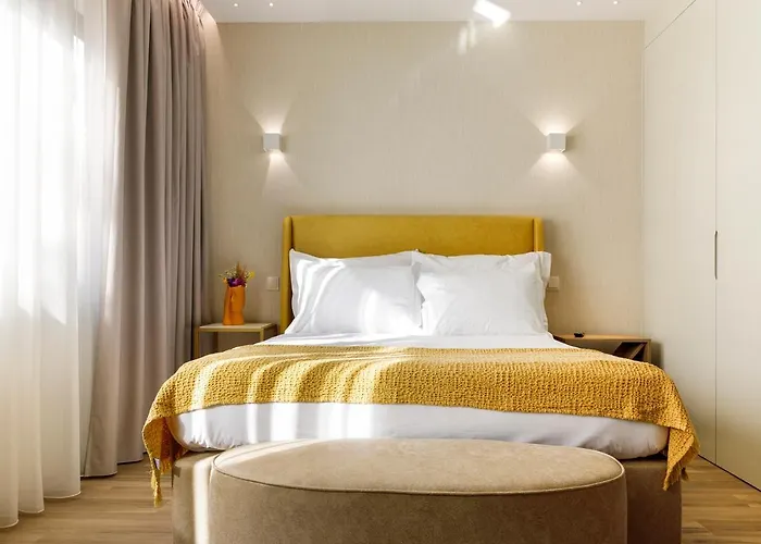 Alma Invicta Almada Premium Porto