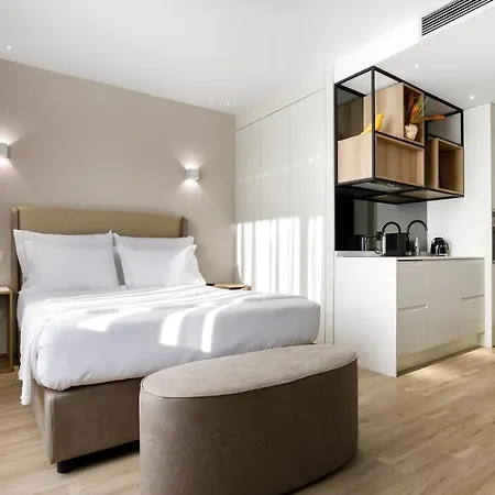 Apartment Alma Invicta Almada Premium *