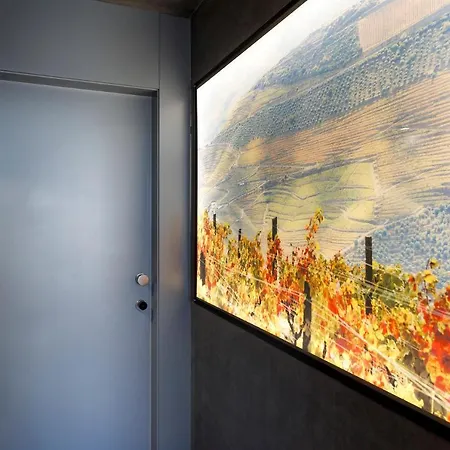 Apartment Alma Invicta Almada Premium