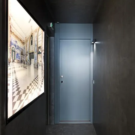 Alma Invicta Almada Premium * 포르투