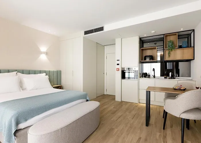 Alma Invicta Almada Premium