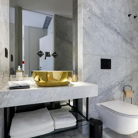 Alma Invicta Almada Premium بورتو